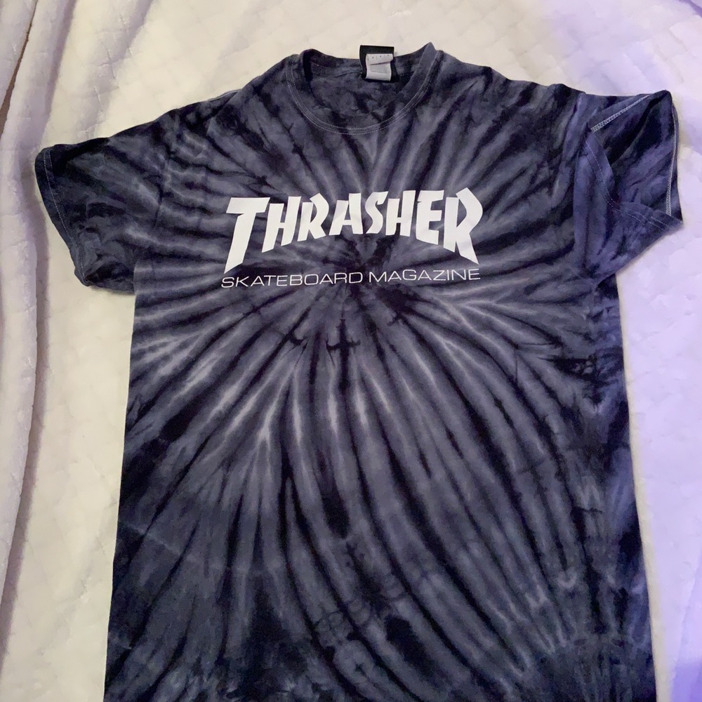 Thrasher blue tie dye brand shirt